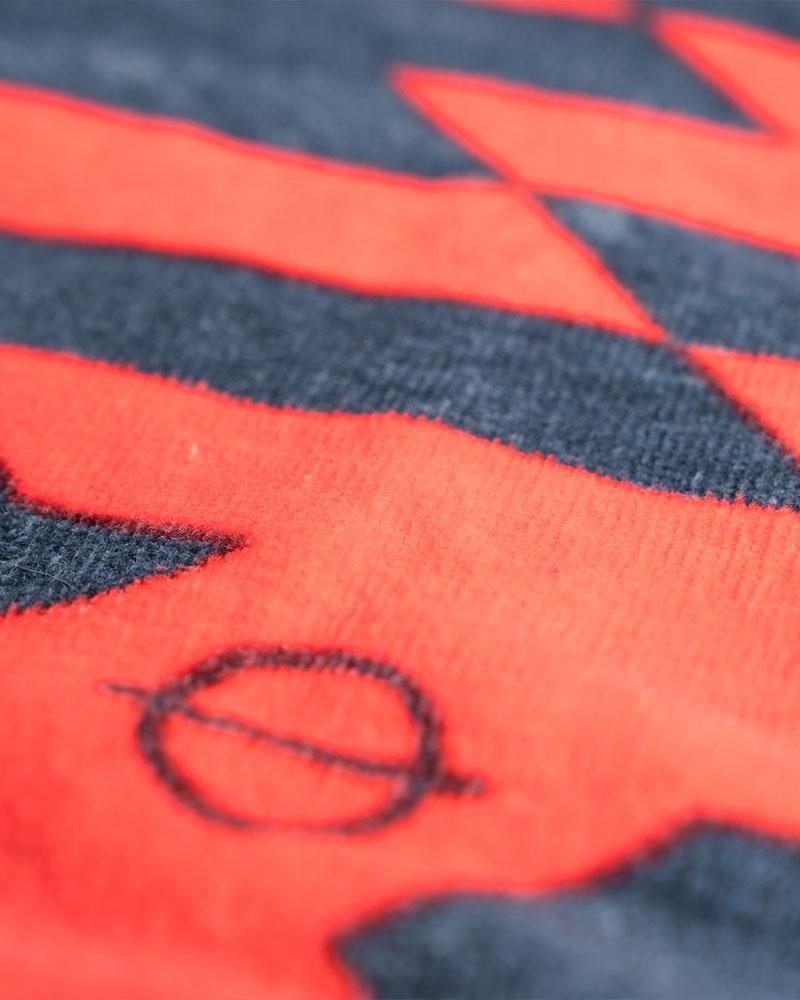 Distort Gym Towel - LEUS Towels